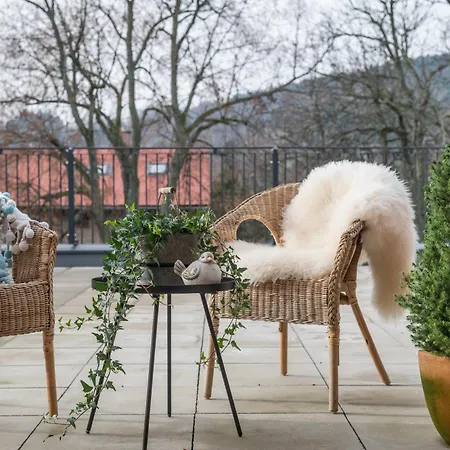 V Centru S Terasou * ديشتني في أورليتسكيخ هوراخ