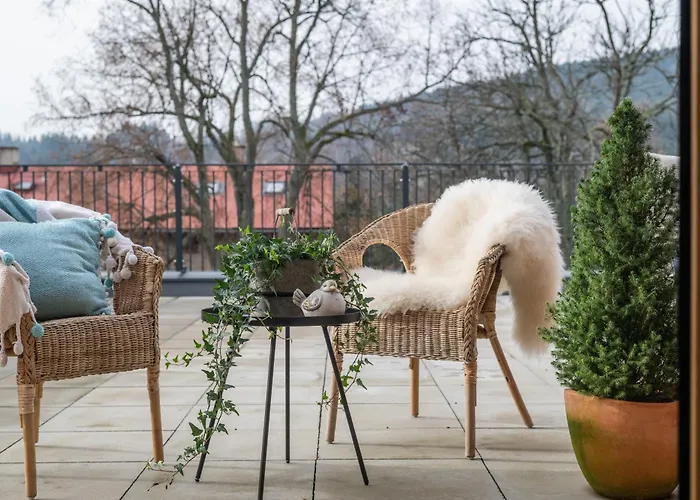 V Centru S Terasou * ديشتني في أورليتسكيخ هوراخ